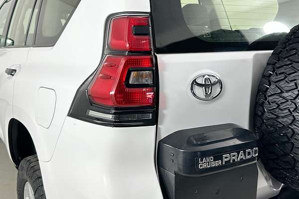 2022 Toyota LANDCRUISER PRADO GX 7 SEAT GDJ150R