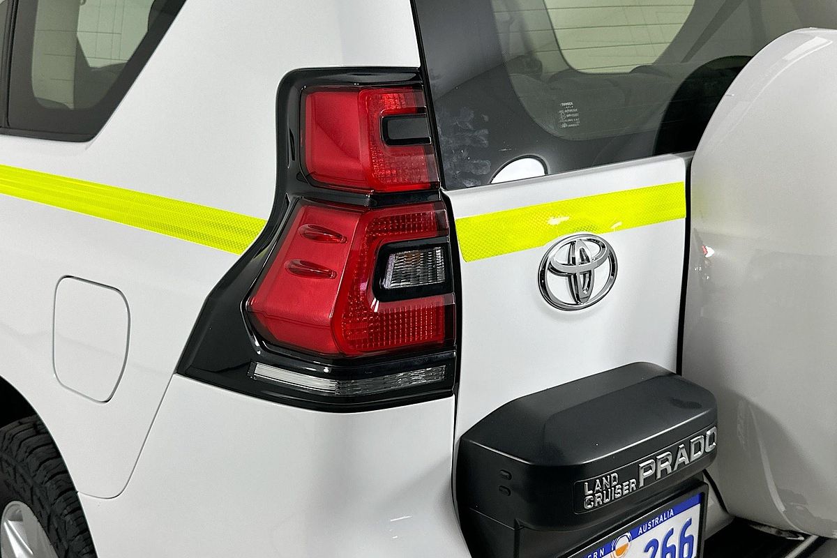 2023 Toyota LANDCRUISER PRADO GX GDJ150R