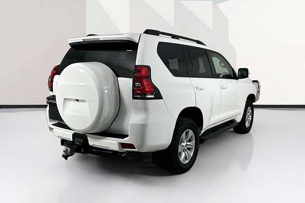 2022 Toyota LANDCRUISER PRADO GXL PREMIUM INTERIOR GDJ150R