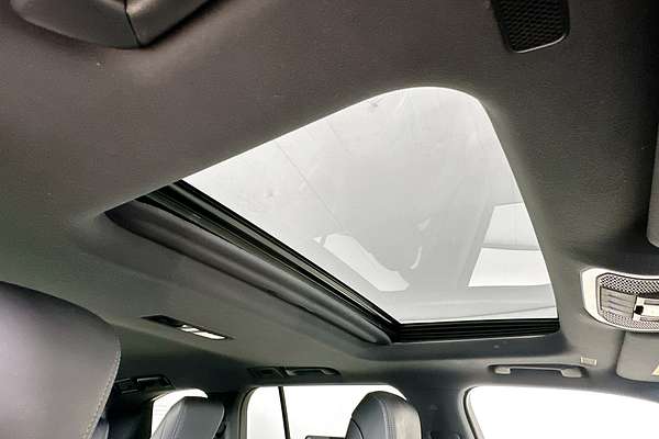 2022 Toyota Landcruiser LC300 SAHARA (4x4) FJA300R