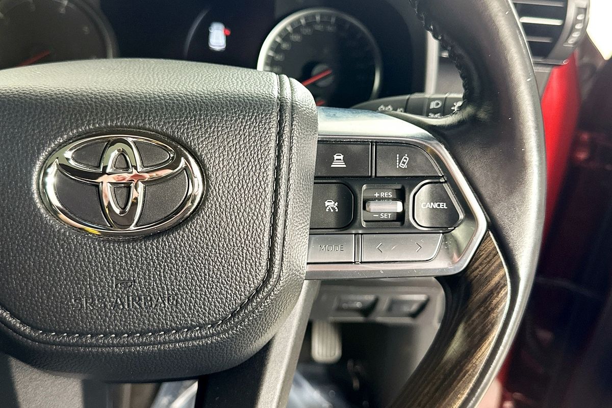 2022 Toyota Landcruiser LC300 SAHARA (4x4) FJA300R