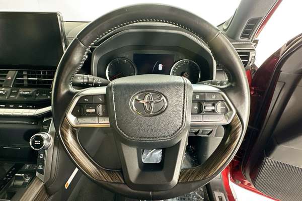 2022 Toyota Landcruiser LC300 SAHARA (4x4) FJA300R