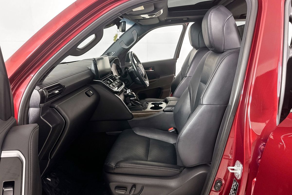 2022 Toyota Landcruiser LC300 SAHARA (4x4) FJA300R