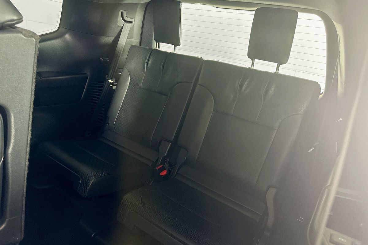 2022 Toyota Landcruiser LC300 SAHARA (4x4) FJA300R