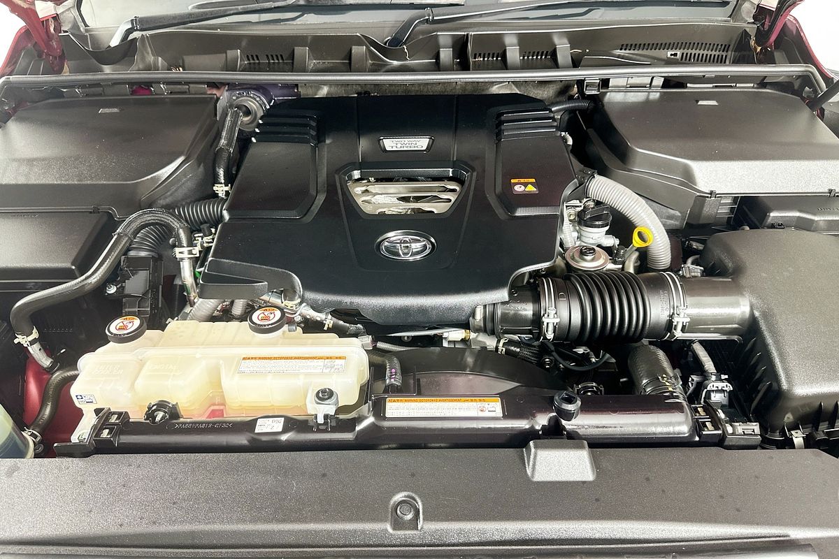 2022 Toyota Landcruiser LC300 SAHARA (4x4) FJA300R