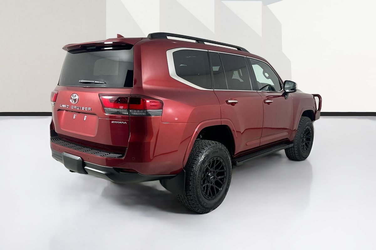 2022 Toyota Landcruiser LC300 SAHARA (4x4) FJA300R
