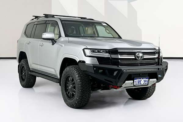 2022 Toyota Landcruiser LC300 VX (4x4) FJA300R