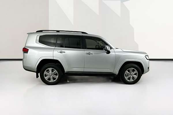 2024 Toyota Landcruiser LC300 SAHARA (4x4) FJA300R