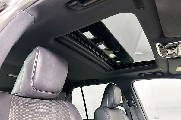 2022 Toyota LANDCRUISER LC300 VX (4x4) FJA300R