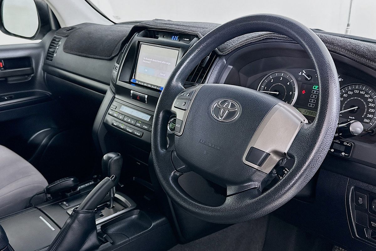 2010 Toyota LANDCRUISER GXL (4x4) VDJ200R 09 UPGRADE