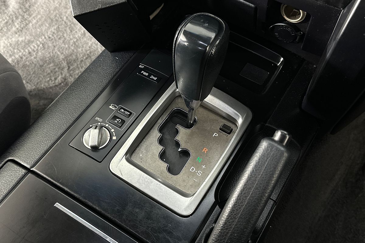 2014 Toyota LANDCRUISER GXL (4x4) VDJ200R MY13