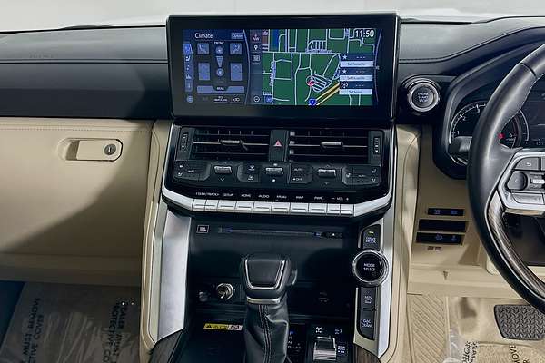 2024 Toyota Landcruiser LC300 SAHARA (4x4) FJA300R