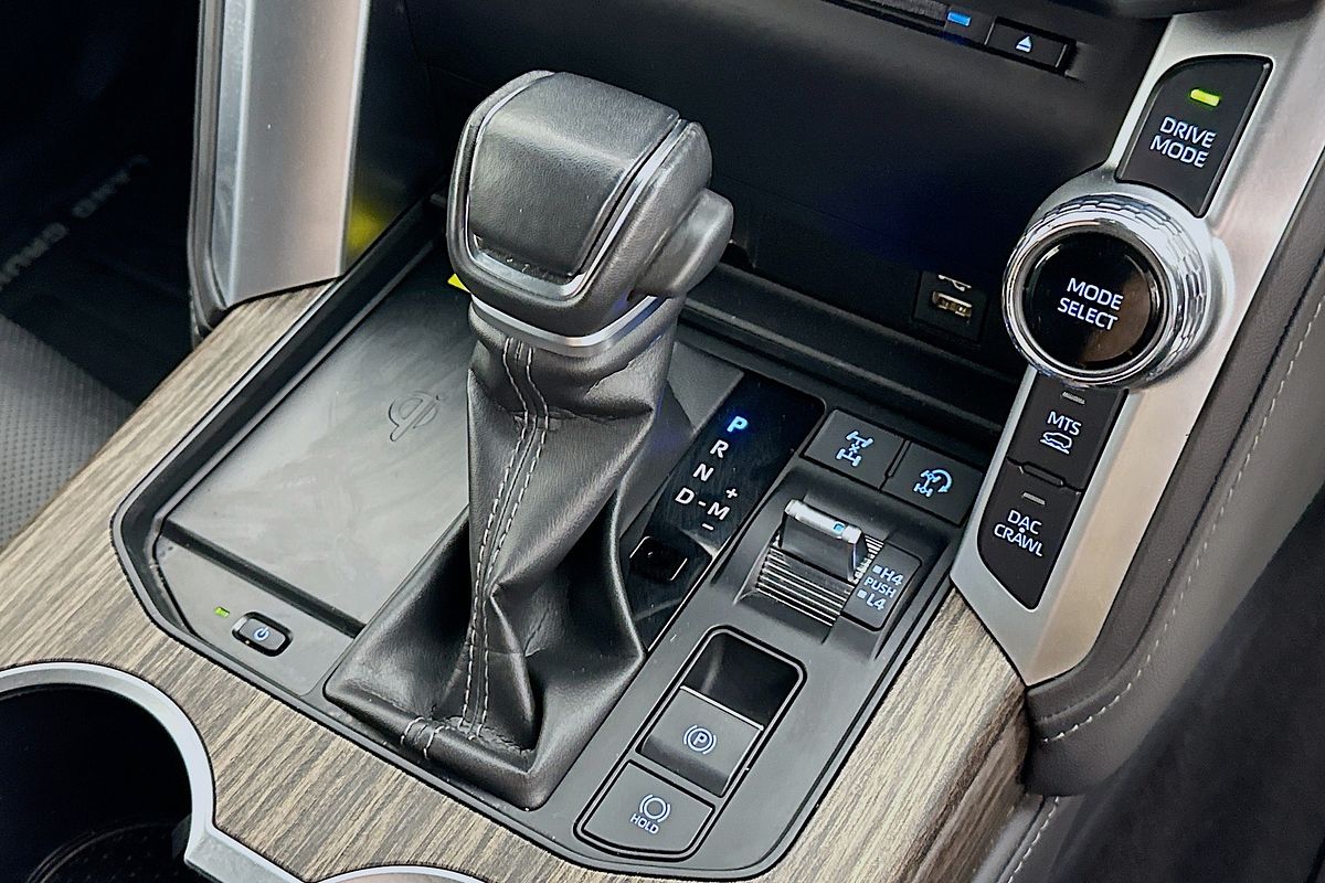 2023 Toyota Landcruiser LC300 VX (4x4) FJA300R