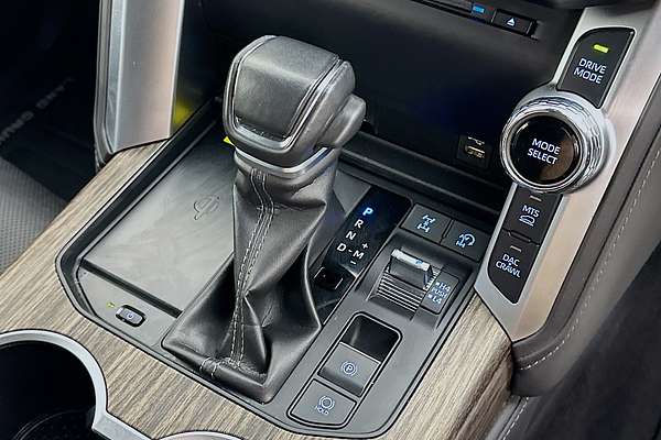 2023 Toyota Landcruiser LC300 VX (4x4) FJA300R