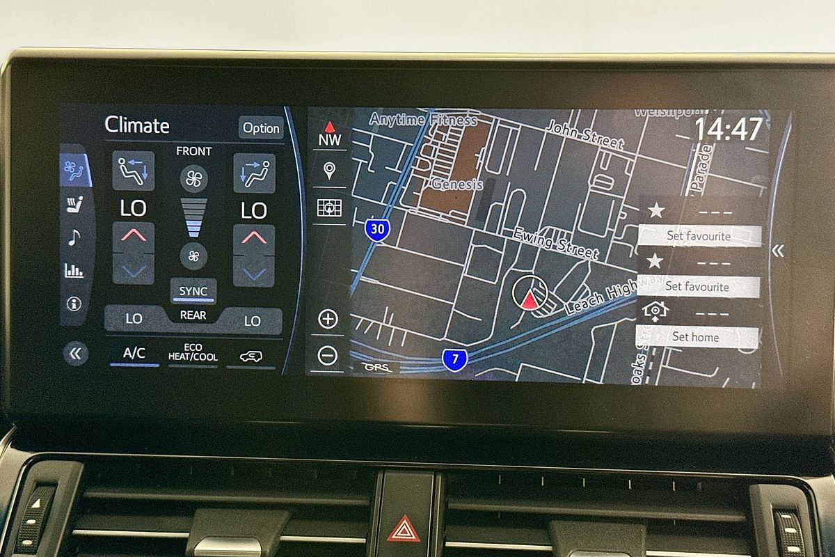 2024 Toyota LANDCRUISER LC300 SAHARA (4x4) FJA300R