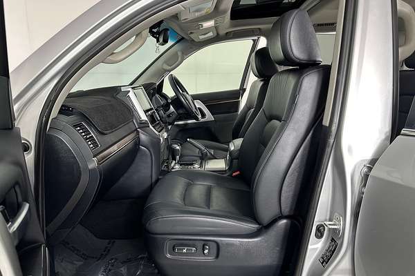 2021 Toyota LANDCRUISER LC200 VX (4x4) VDJ200R