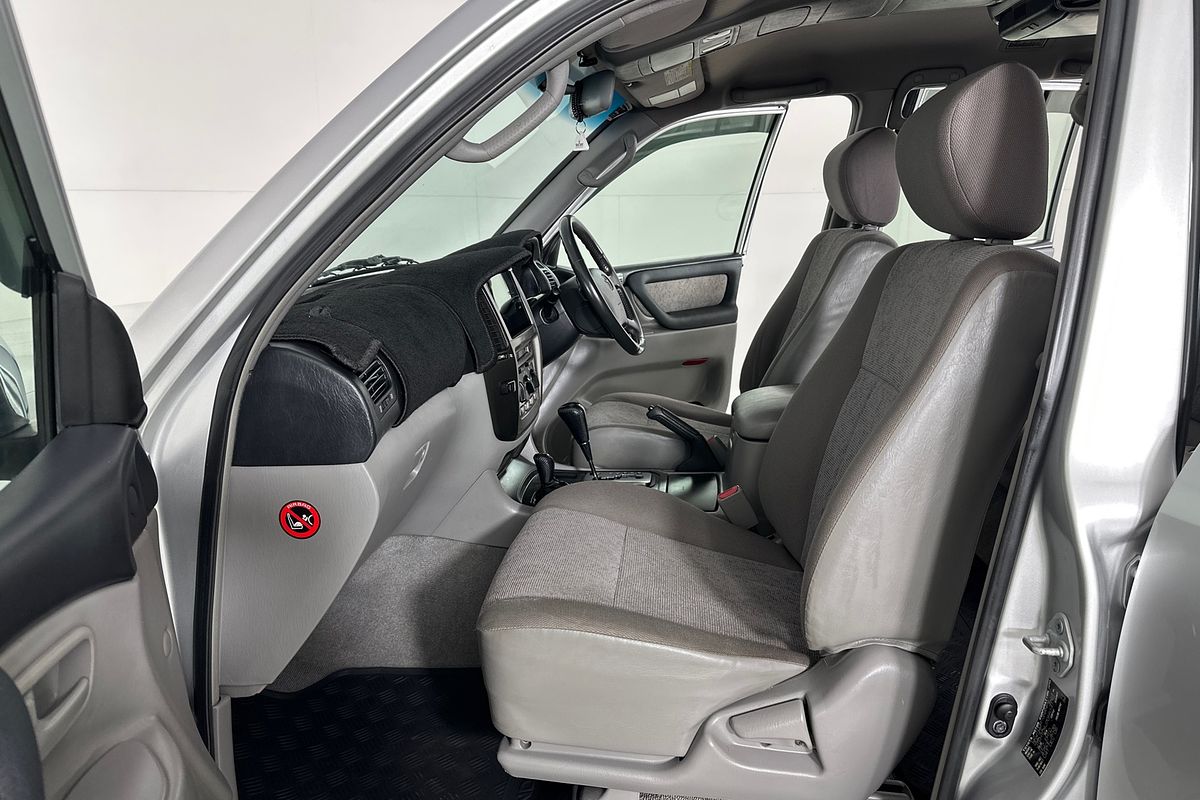 2007 Toyota LANDCRUISER GXL (4x4) UZJ100R UPGRADE II