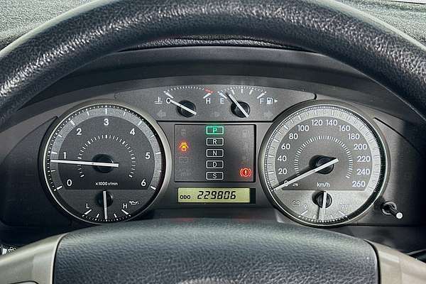 2010 Toyota LANDCRUISER GXL (4x4) VDJ200R 09 UPGRADE