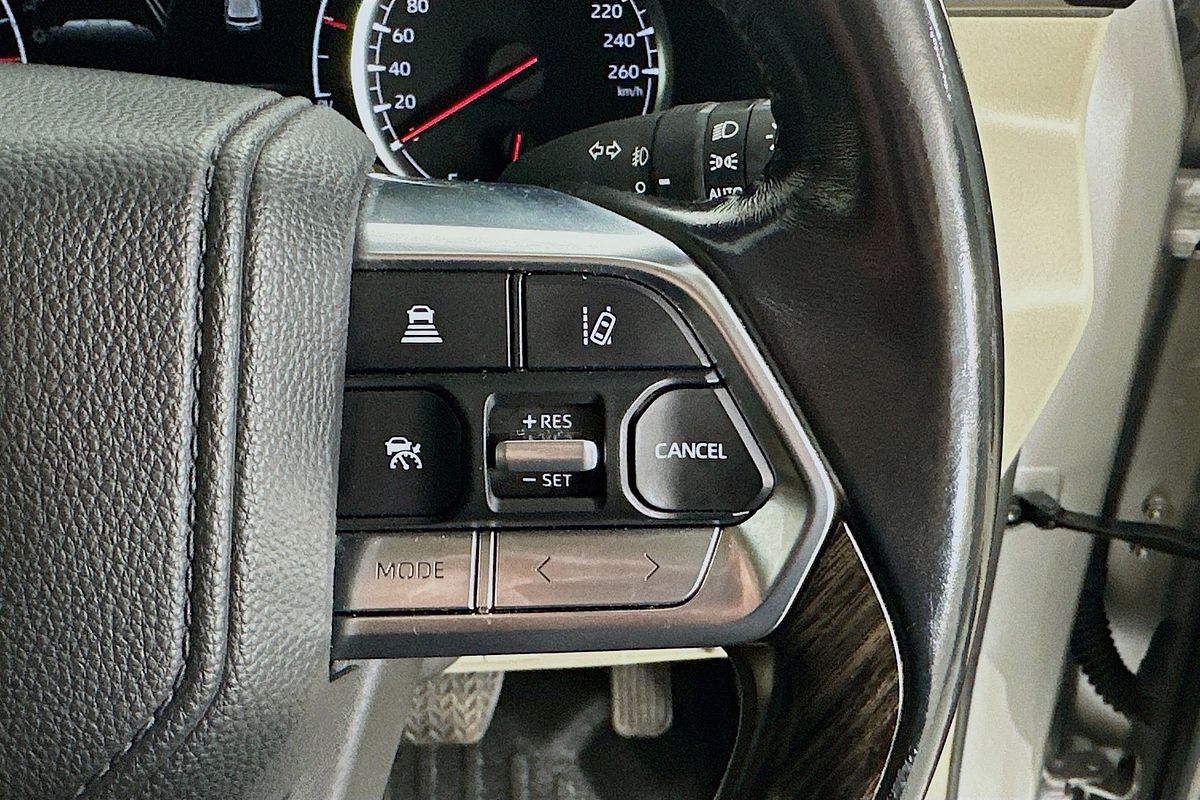 2022 Toyota Landcruiser LC300 VX (4x4) FJA300R