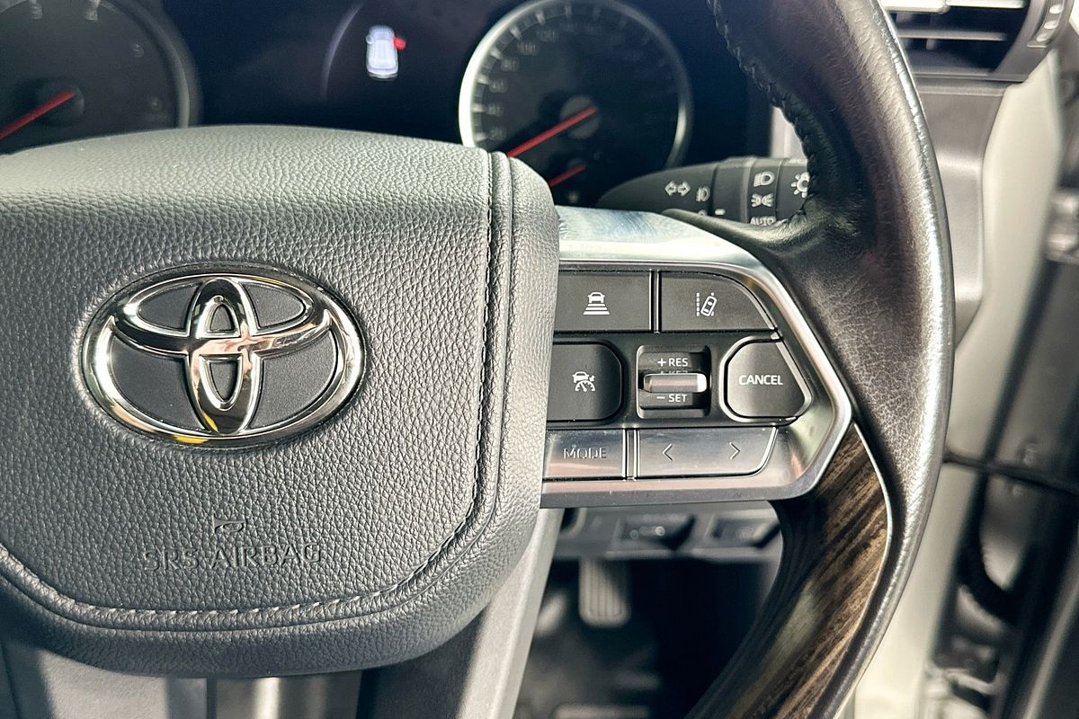 2023 Toyota LANDCRUISER LC300 VX (4x4) FJA300R