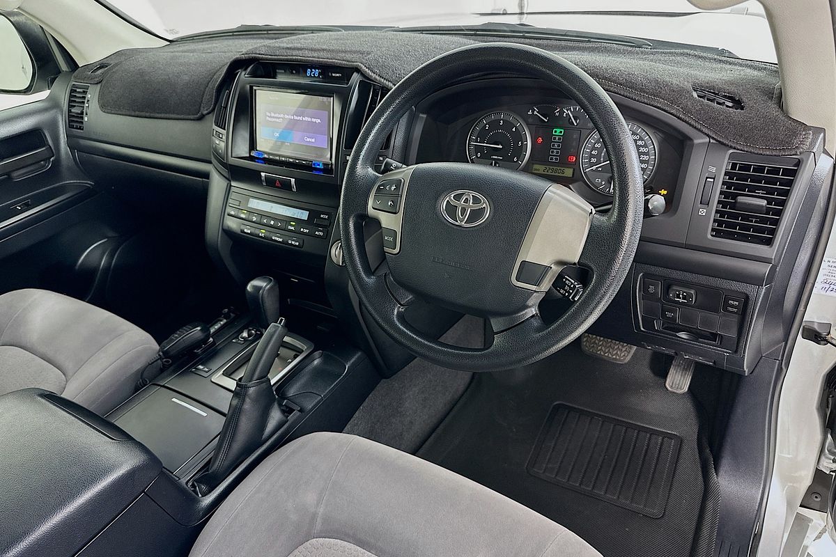 2010 Toyota LANDCRUISER GXL (4x4) VDJ200R 09 UPGRADE