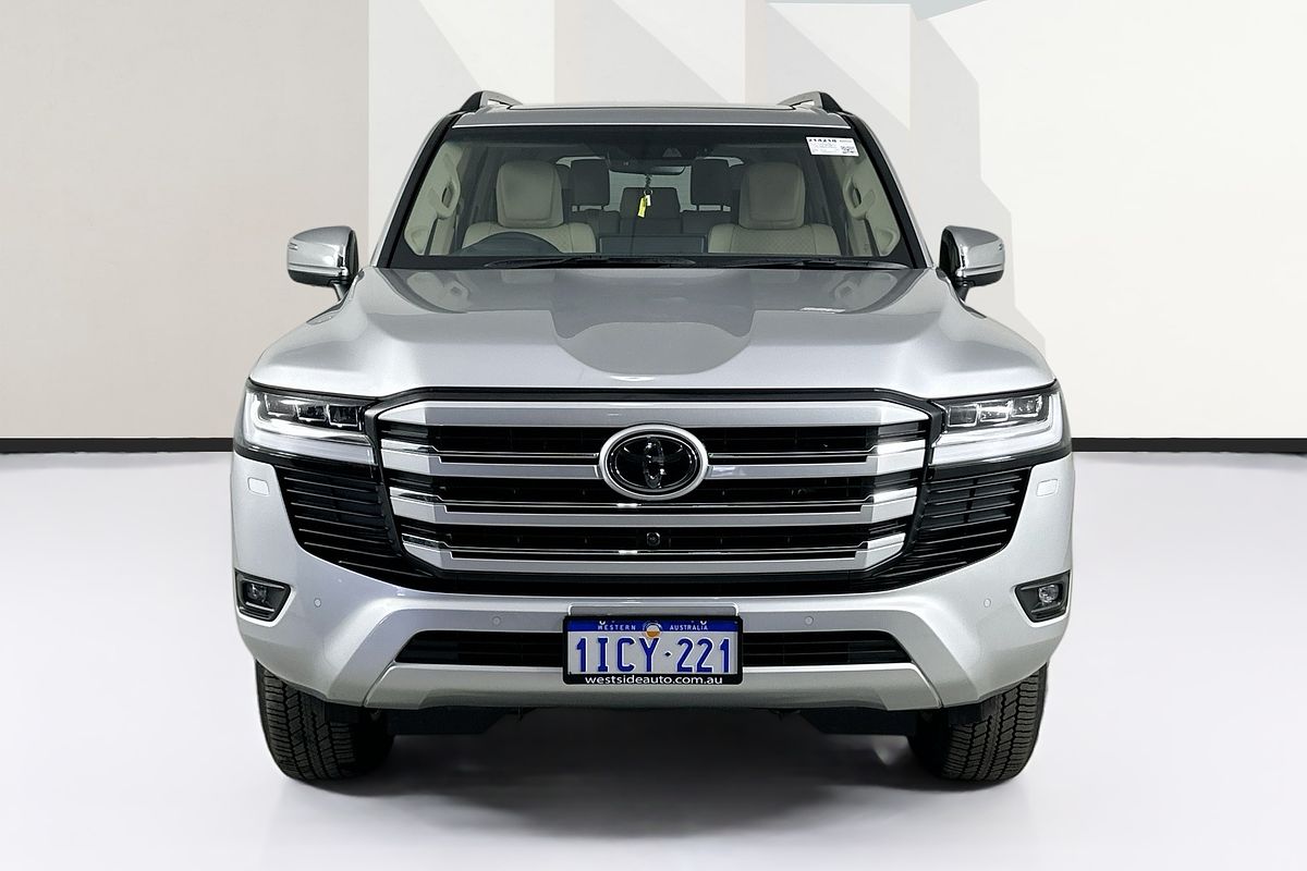 2024 Toyota Landcruiser LC300 SAHARA (4x4) FJA300R