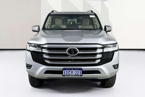 2024 Toyota Landcruiser LC300 SAHARA (4x4) FJA300R