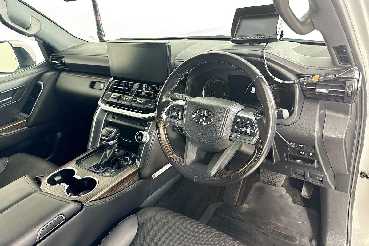 2024 Toyota LANDCRUISER LC300 VX (4x4) FJA300R