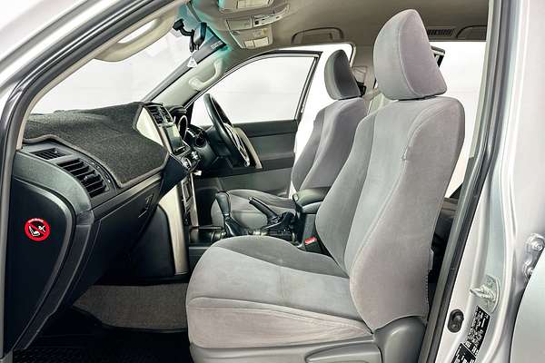 2013 Toyota Landcruiser PRADO GXL (4x4) KDJ150R 11 UPGRADE