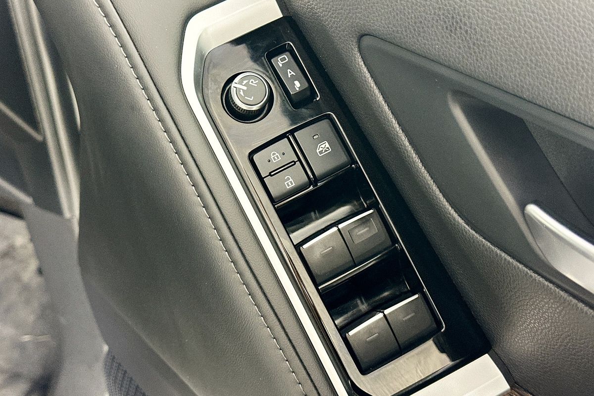 2024 Toyota LANDCRUISER LC300 VX (4x4) FJA300R