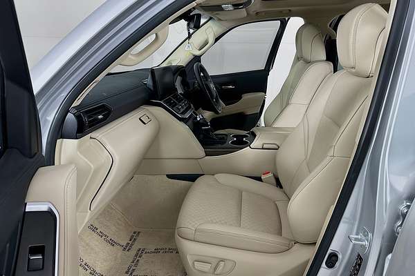 2024 Toyota Landcruiser LC300 SAHARA (4x4) FJA300R