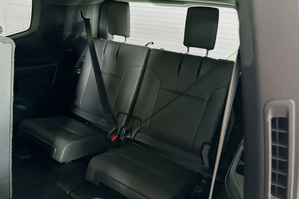2023 Toyota Landcruiser LC300 VX (4x4) FJA300R