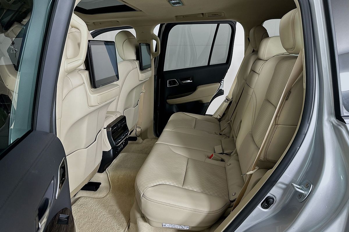 2024 Toyota Landcruiser LC300 SAHARA (4x4) FJA300R