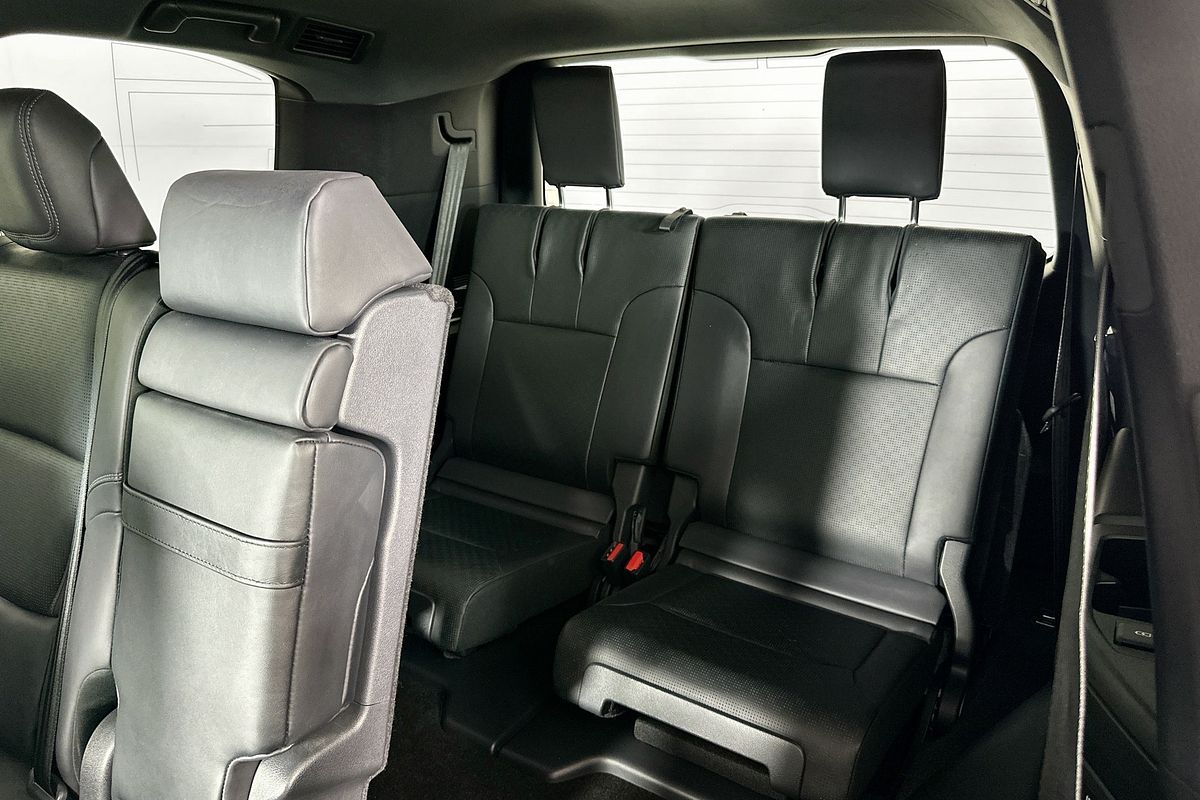 2024 Toyota LANDCRUISER LC300 SAHARA (4x4) FJA300R