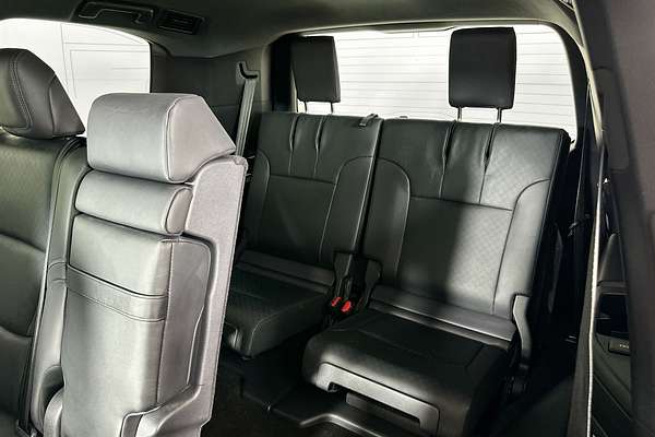 2024 Toyota LANDCRUISER LC300 SAHARA (4x4) FJA300R