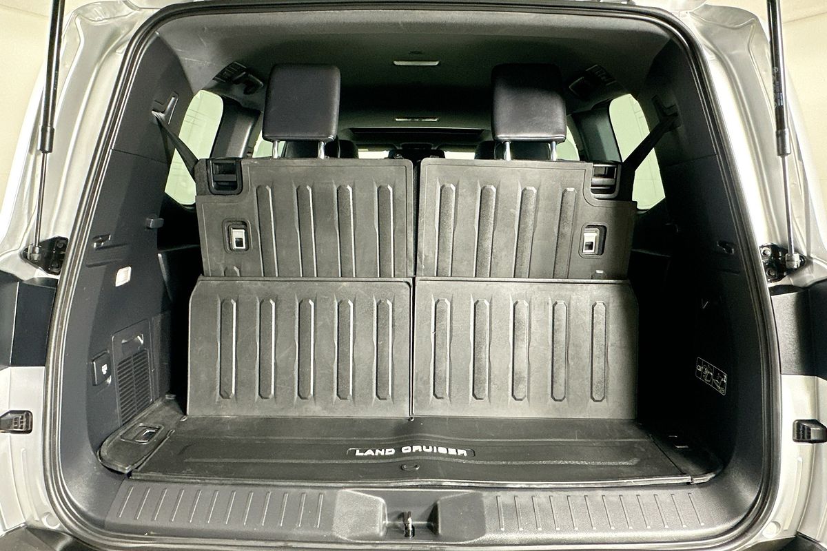 2024 Toyota LANDCRUISER LC300 VX (4x4) FJA300R