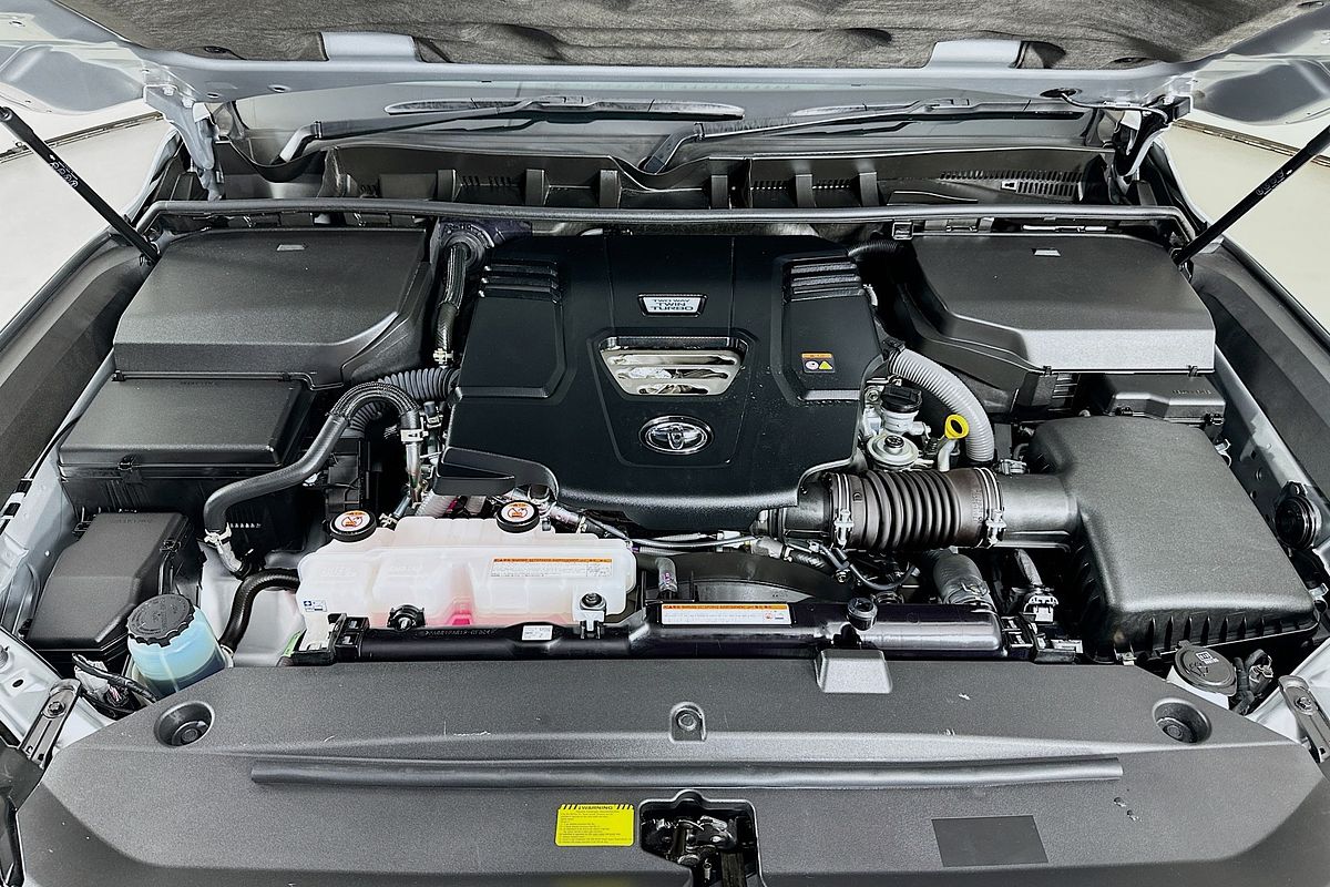 2024 Toyota Landcruiser LC300 SAHARA (4x4) FJA300R