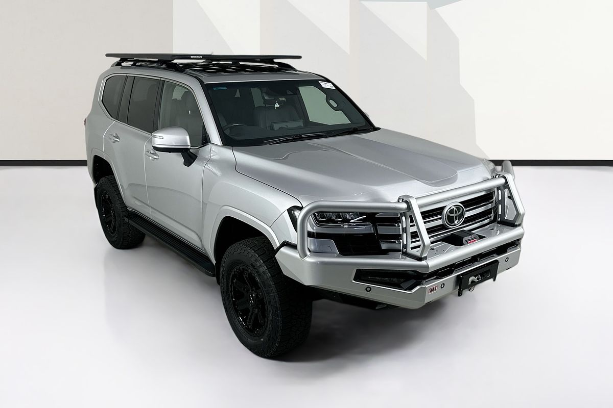2023 Toyota LANDCRUISER LC300 VX (4x4) FJA300R