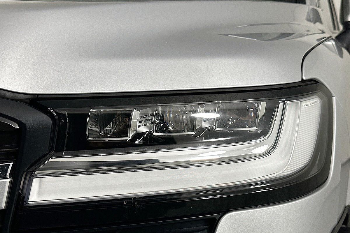 2022 Toyota Landcruiser LC300 VX (4x4) FJA300R