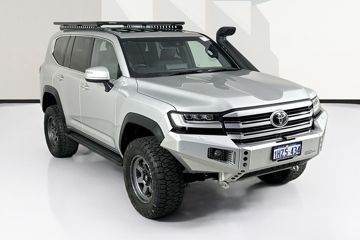 2022 Toyota LANDCRUISER LC300 VX (4x4) FJA300R