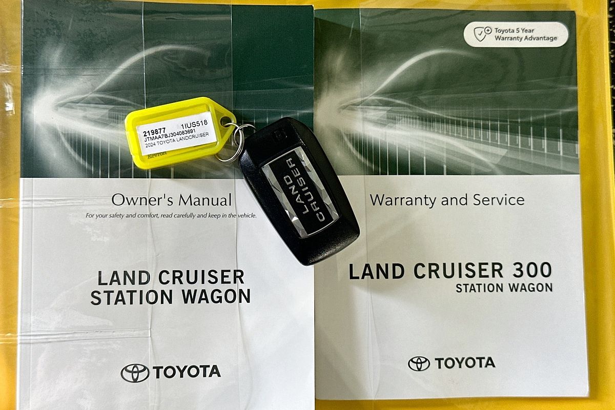 2024 Toyota LANDCRUISER LC300 VX (4x4) FJA300R