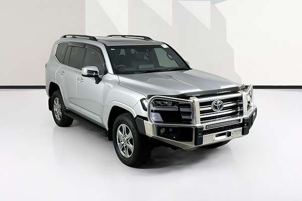 2024 Toyota LANDCRUISER LC300 SAHARA (4x4) FJA300R