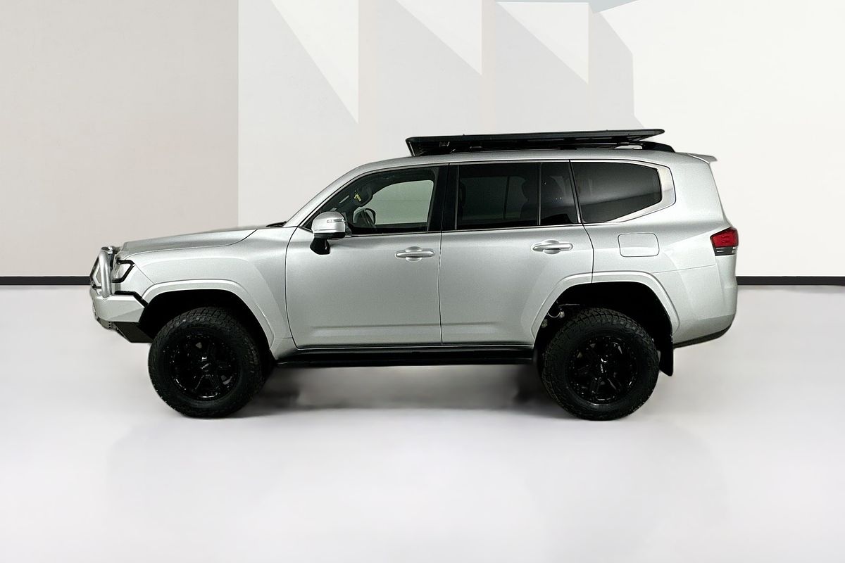 2023 Toyota LANDCRUISER LC300 VX (4x4) FJA300R
