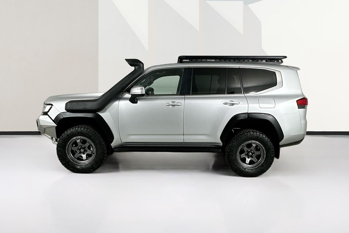 2022 Toyota LANDCRUISER LC300 VX (4x4) FJA300R