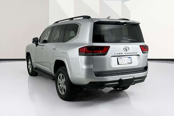 2024 Toyota Landcruiser LC300 SAHARA (4x4) FJA300R