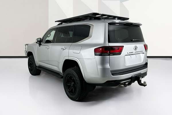 2023 Toyota LANDCRUISER LC300 VX (4x4) FJA300R