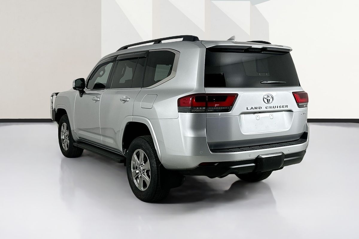 2024 Toyota LANDCRUISER LC300 SAHARA (4x4) FJA300R