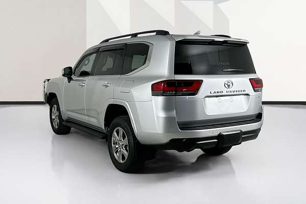 2024 Toyota LANDCRUISER LC300 SAHARA (4x4) FJA300R