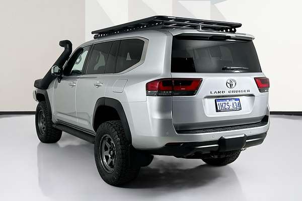 2022 Toyota LANDCRUISER LC300 VX (4x4) FJA300R