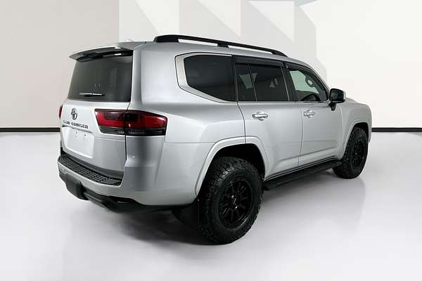 2023 Toyota Landcruiser LC300 VX (4x4) FJA300R